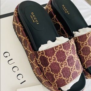 Gucci GG lamé slide sandal